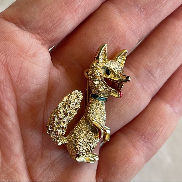 LAUGHING FOX VINTAGE GERRYS BROOCH - Picture 2 of 8